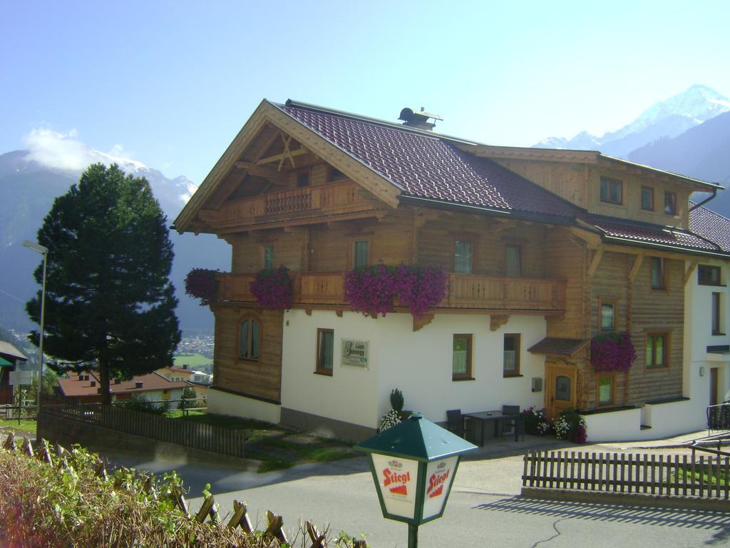 Hotel Haus Sonnegg Finkenberg Exterior foto
